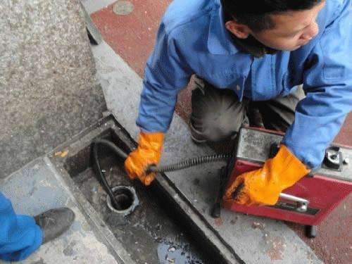 北林疏通下水道